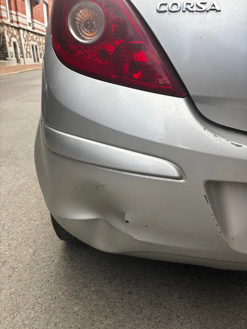 Opel Corsa Corsa 1.3 DT CDTi 16v Essentia Grijs - 2