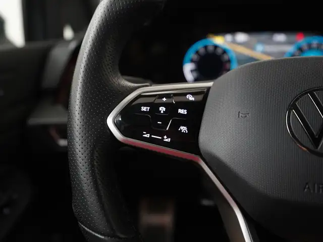 Volkswagen Golf view 7