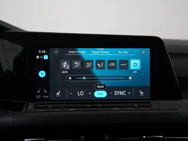 Volkswagen Golf view 22