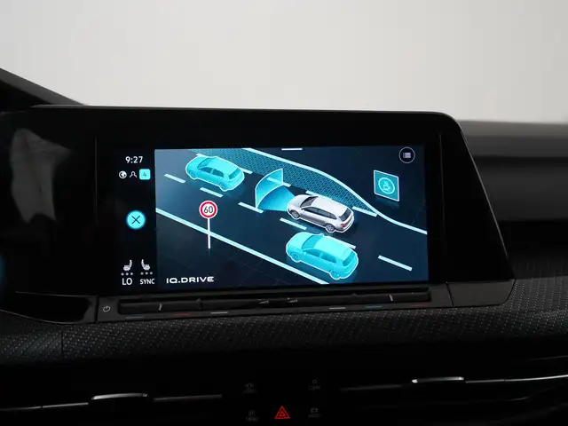 Volkswagen Golf view 18