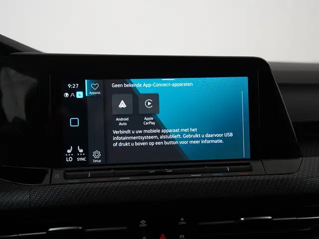 Volkswagen Golf view 17