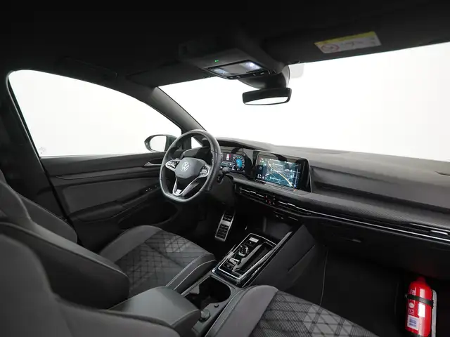 Volkswagen Golf view 2