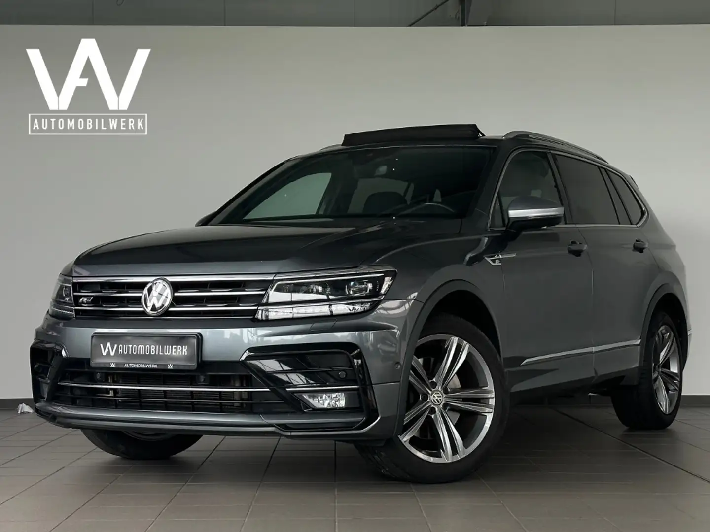 Volkswagen Tiguan Allspace R-LINE 4M |LED |DYNAU |AHK |PANO Grau - 1