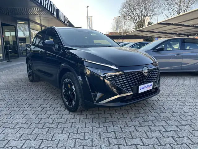 Nissan Qashqai view 3