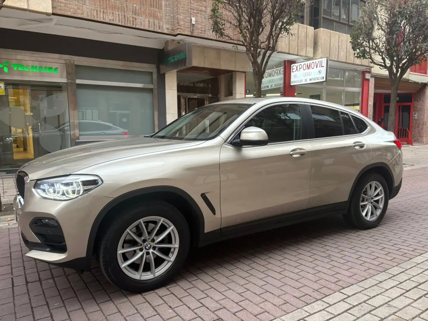 BMW X4 xDrive 20dA Beige - 1