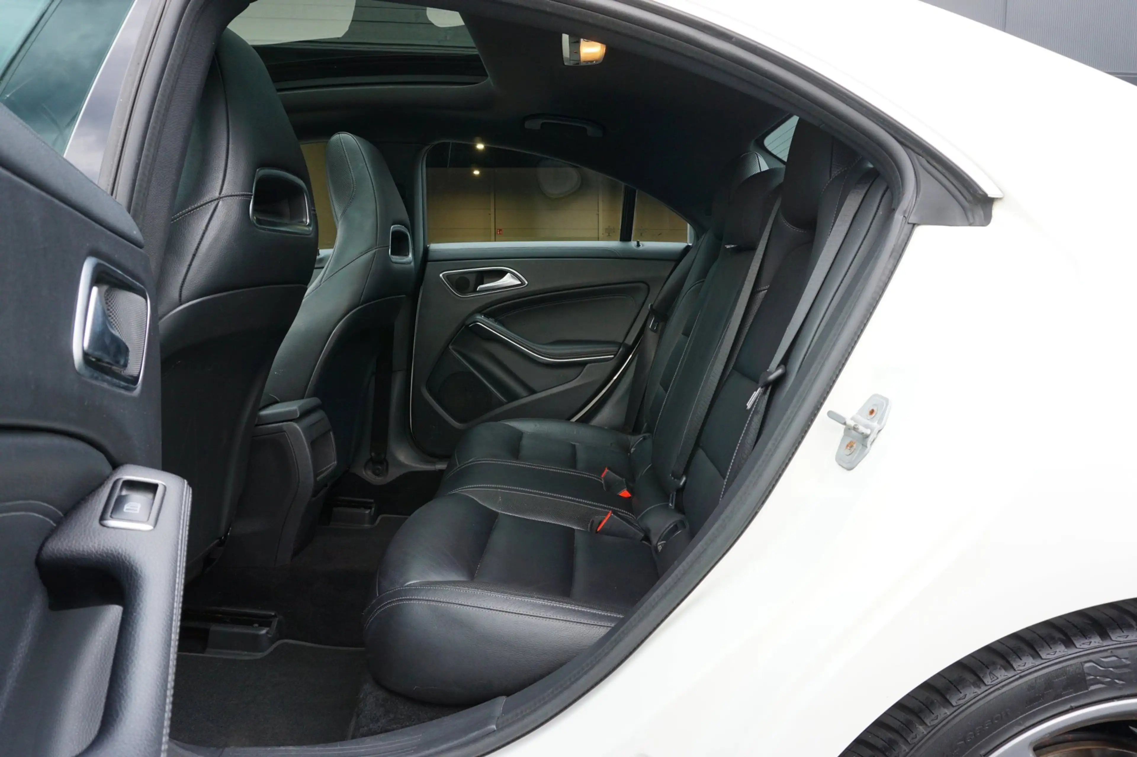 Mercedes-Benz CLA 220 CDI AUT Urban Pano Xen Leer Nav — photo 16