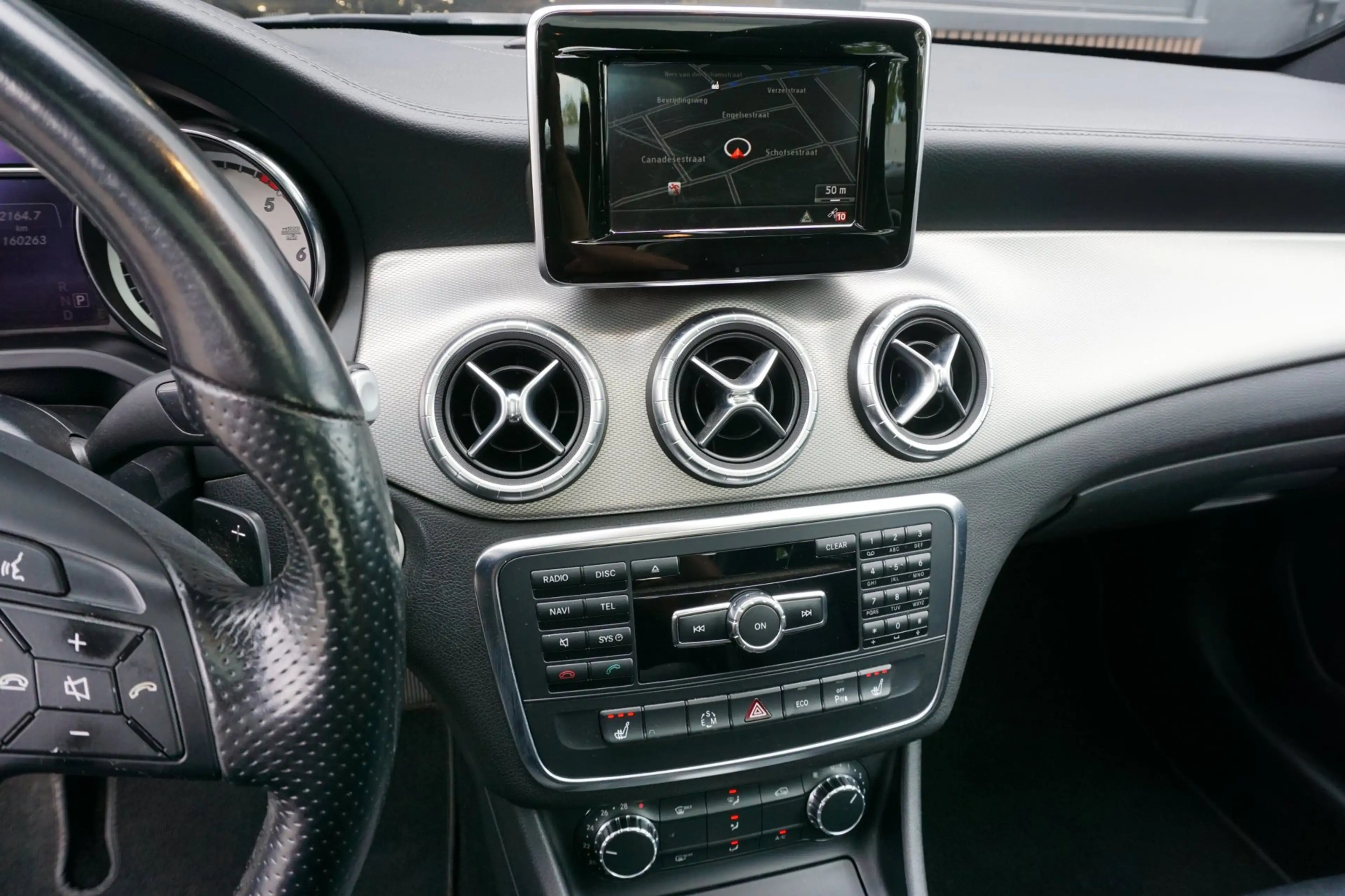 Mercedes-Benz CLA 220 CDI AUT Urban Pano Xen Leer Nav — photo 25
