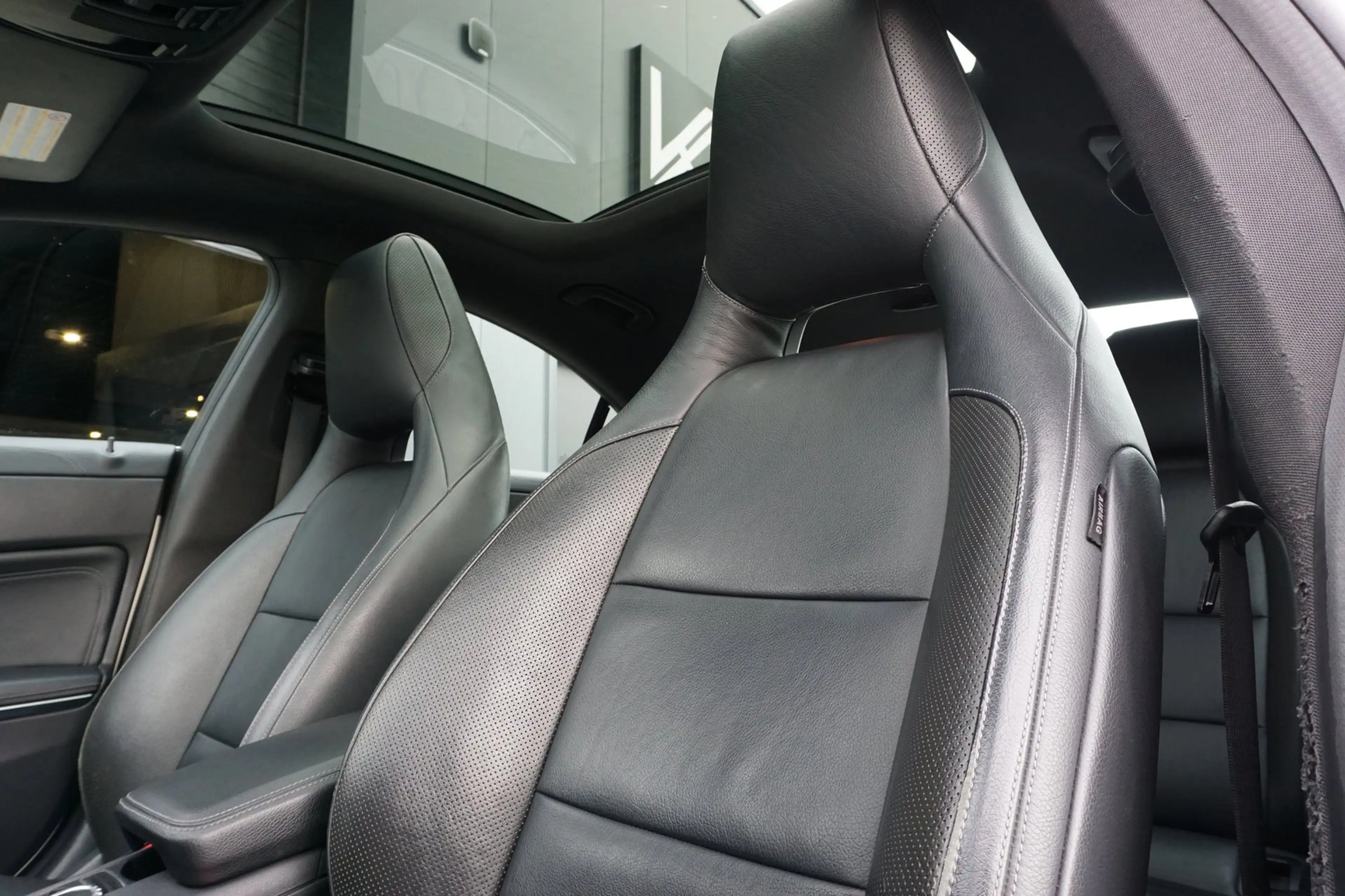 Mercedes-Benz CLA 220 CDI AUT Urban Pano Xen Leer Nav — photo 15