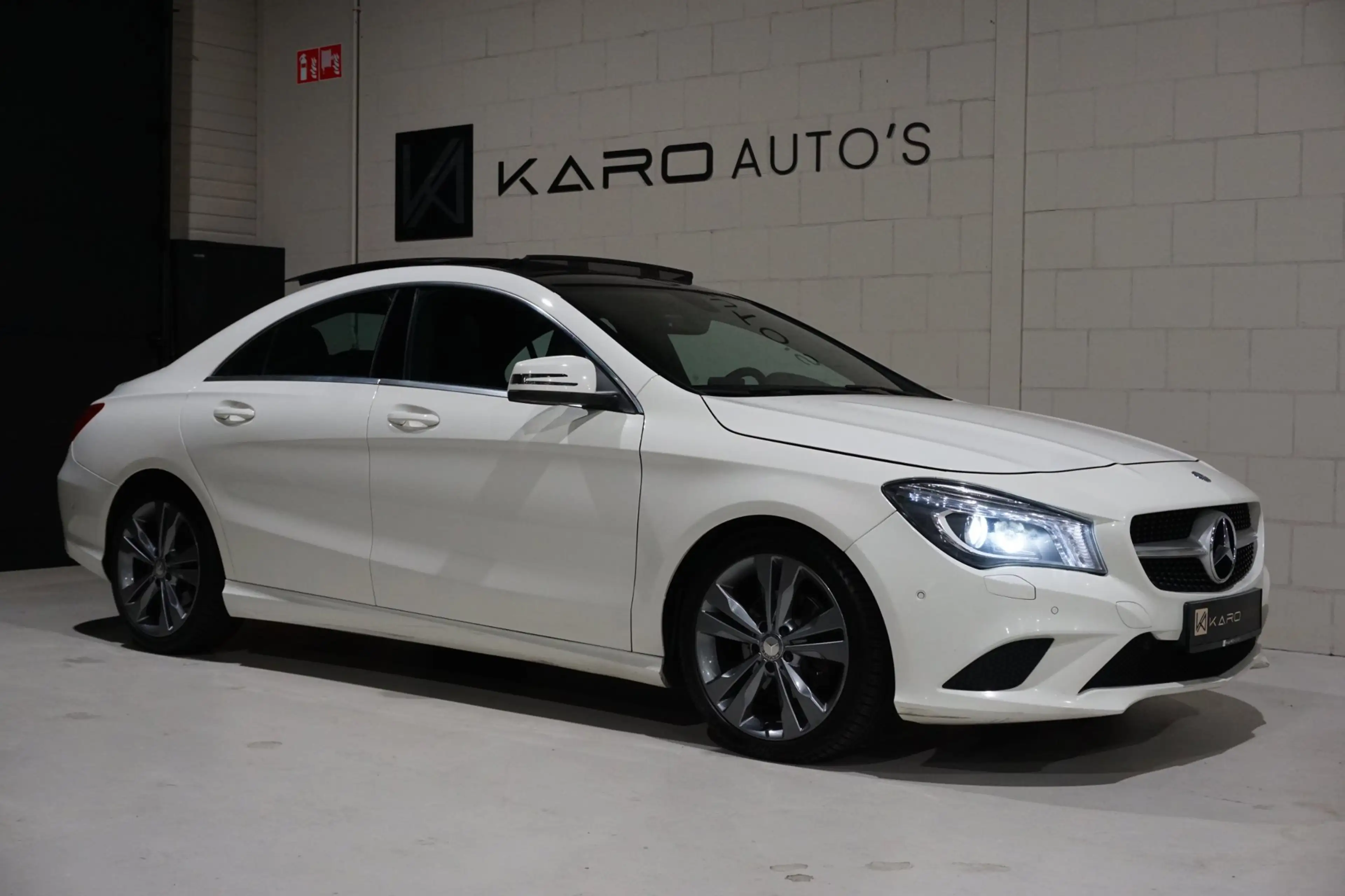 Mercedes-Benz CLA 220 CDI AUT Urban Pano Xen Leer Nav — photo 3