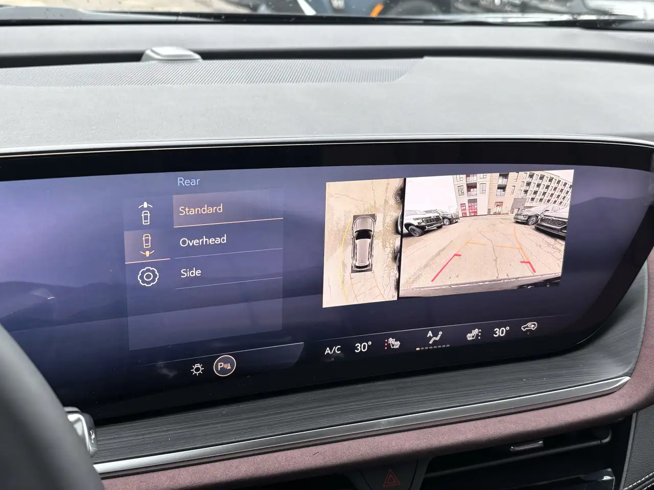 Buick Envision снимка Buick Envision