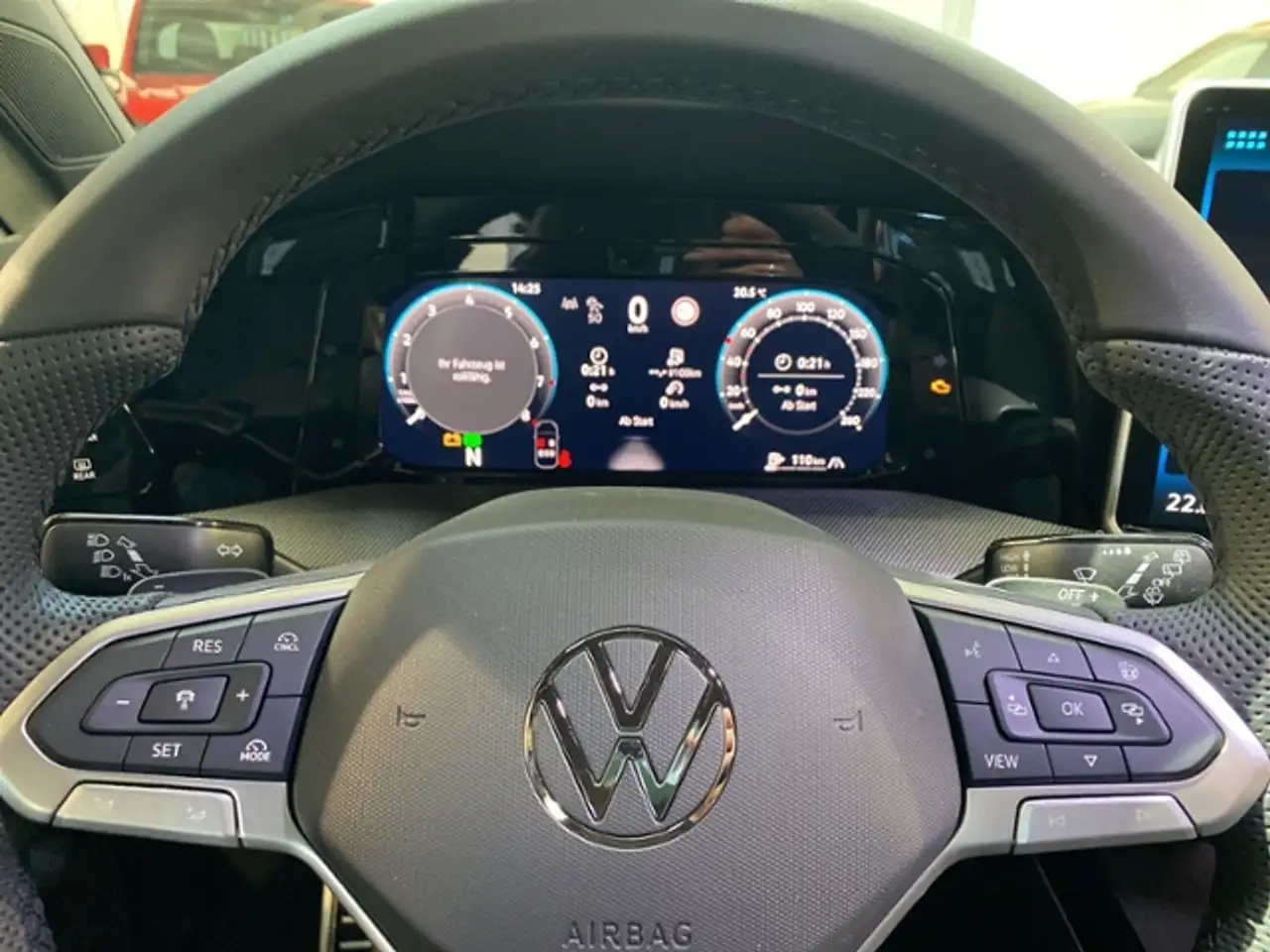 Volkswagen Golf Variant VIII Variant R-Line 1.5 eTSI 110 kW DSG BlackStyl 14