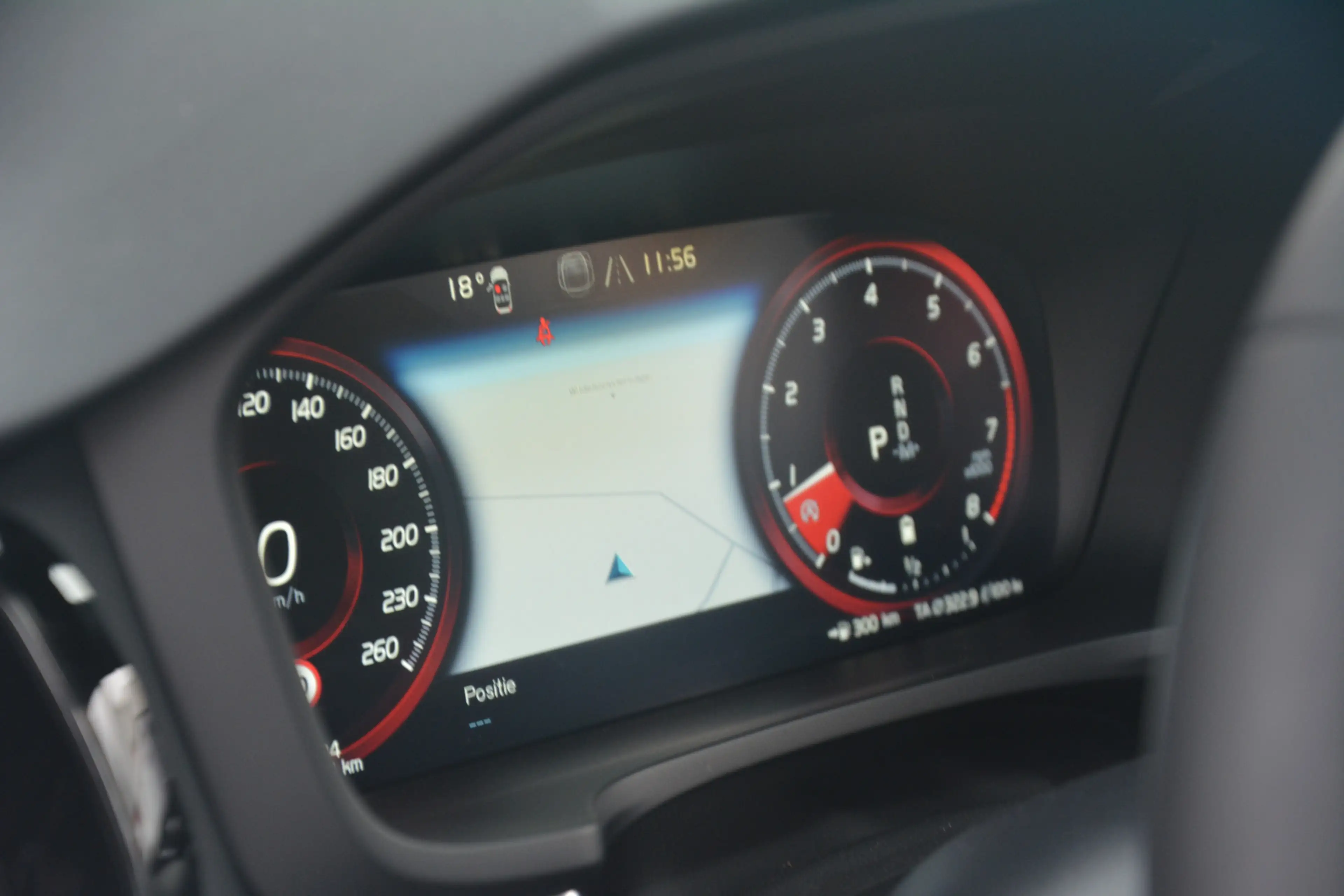 Volvo V60 2.0 B3 R-Design | Navigatie | Sportstoelen | Full — photo 10
