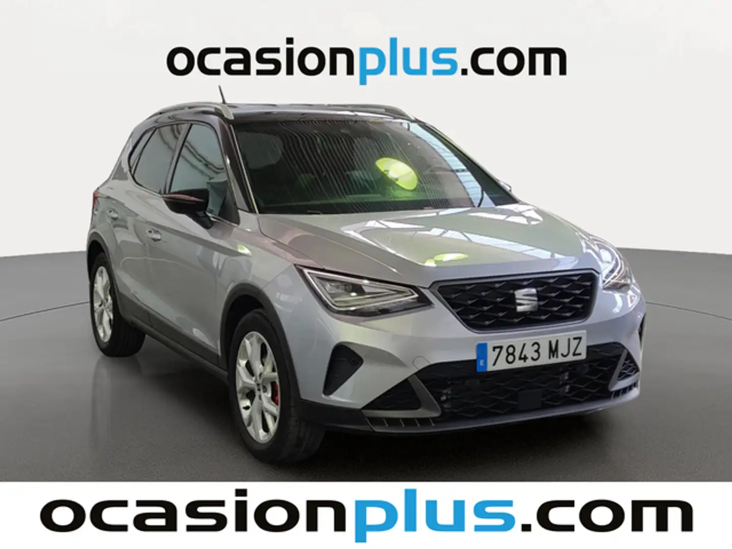 SEAT Arona 1.5 TSI S&S FR DSG7 XM 150 Plateado - 2
