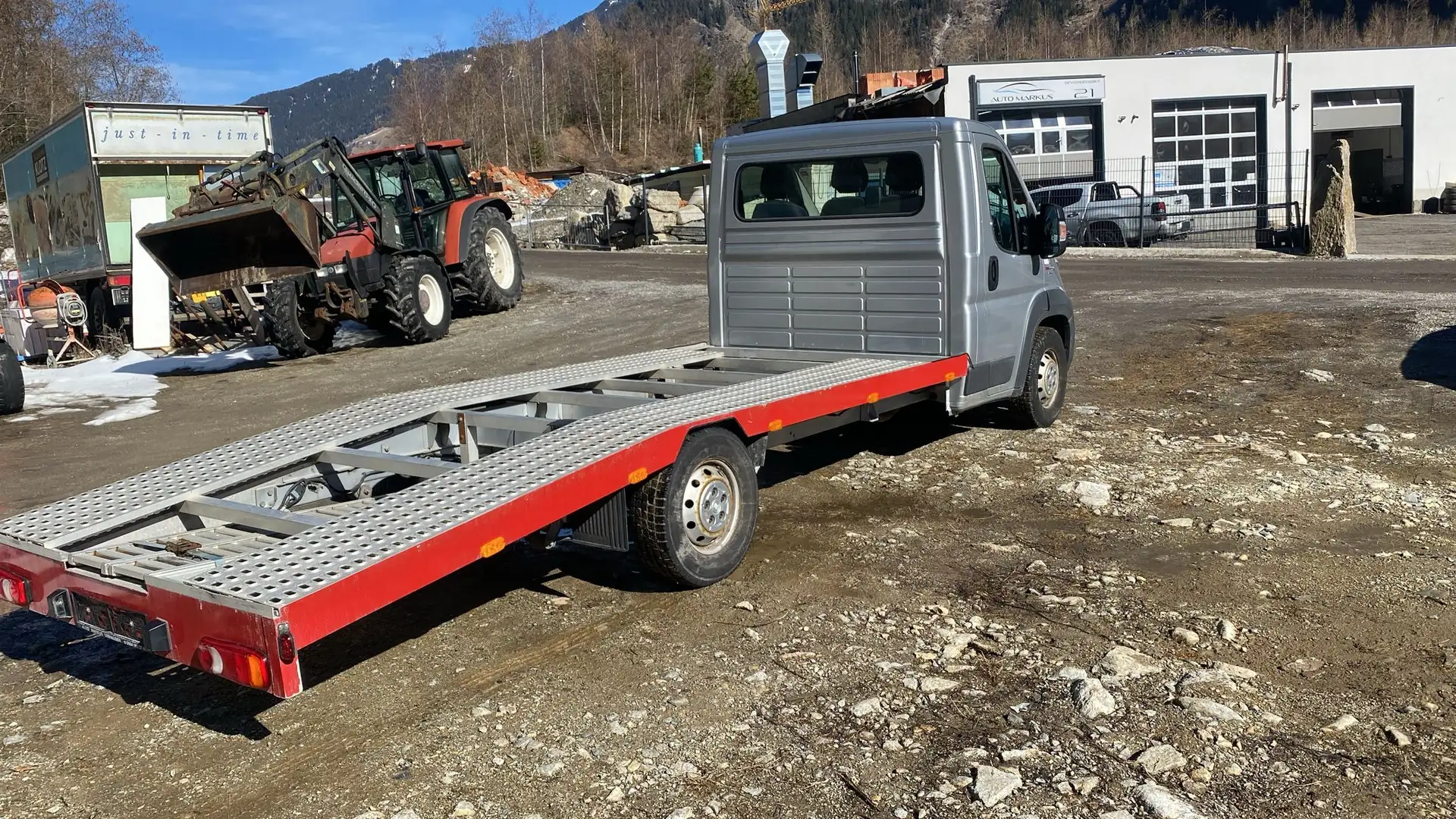 Fiat Ducato Abschleppwagen Grau - 2
