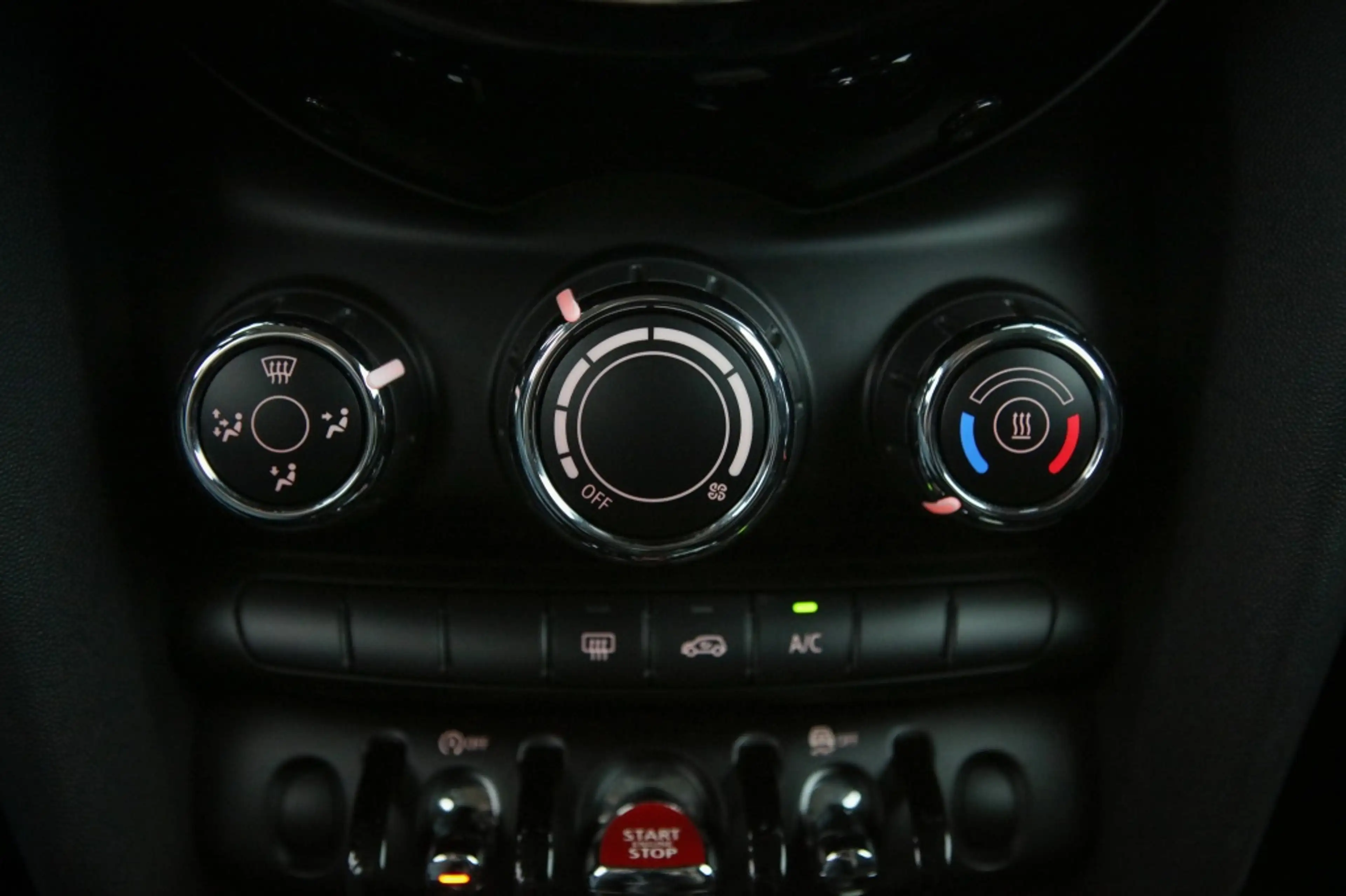MINI Cooper Mini 1.5 — photo 10