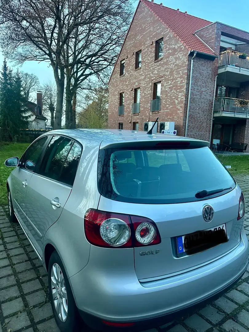 Volkswagen Golf Plus 1.6 FSI Comfortline - 2