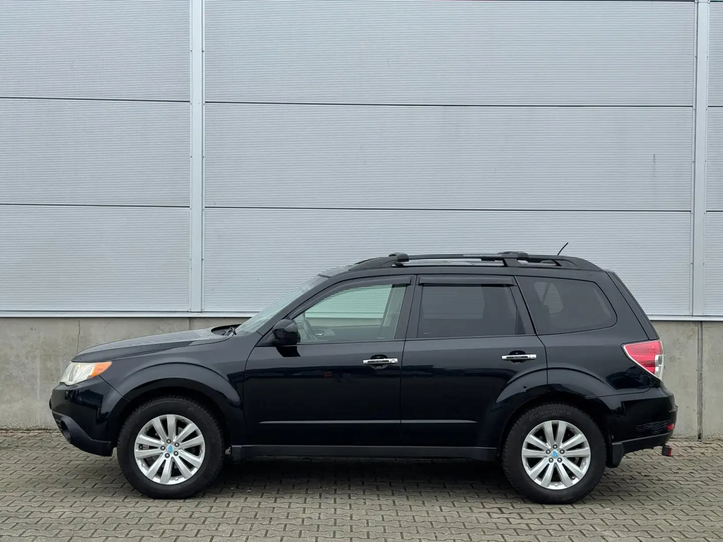 Subaru Forester 2.5 XT 4X4 AIRCO|CRUISE|LEER|SCHUIFDAK|APK| Zwart - 2