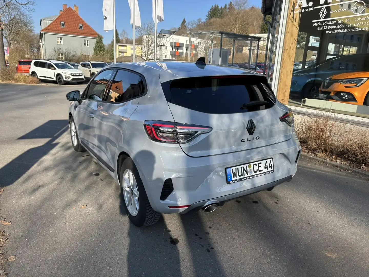 Renault Clio 5 Esprit Alpine TCe 90 Grau - 2