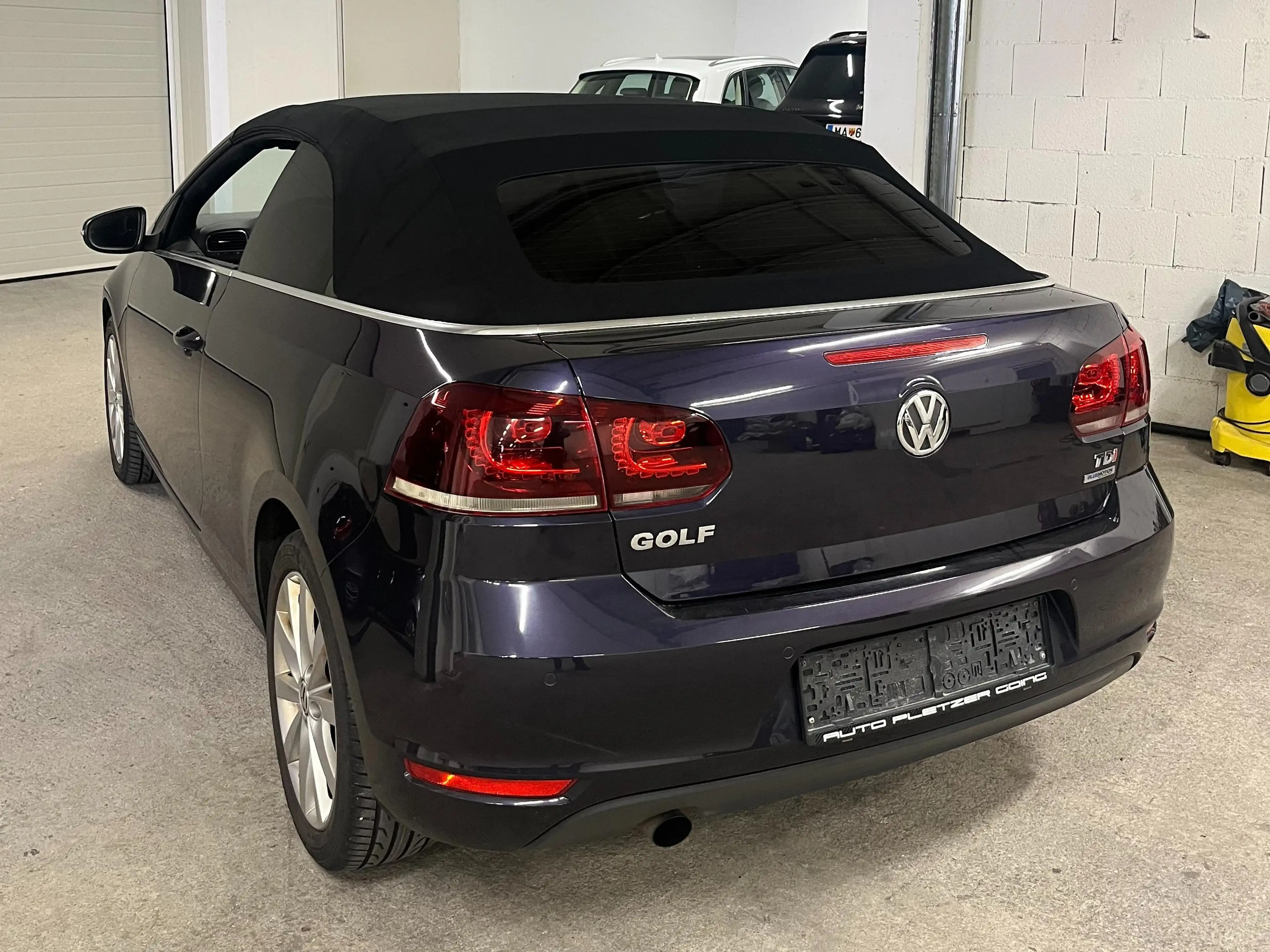 Volkswagen Golf Cabriolet Basis BMT — photo 5