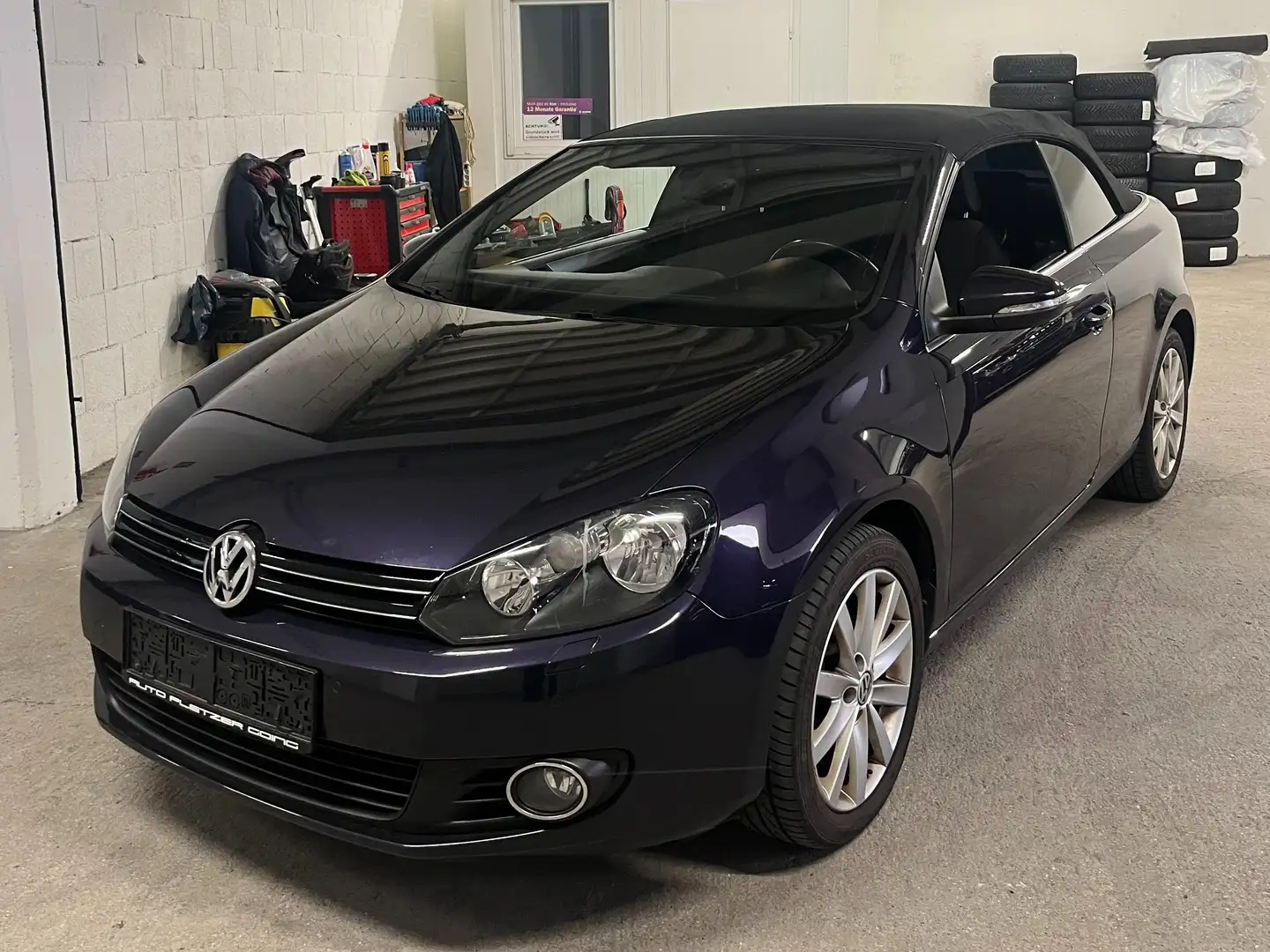 Volkswagen Golf Cabriolet Basis BMT Violett - 2