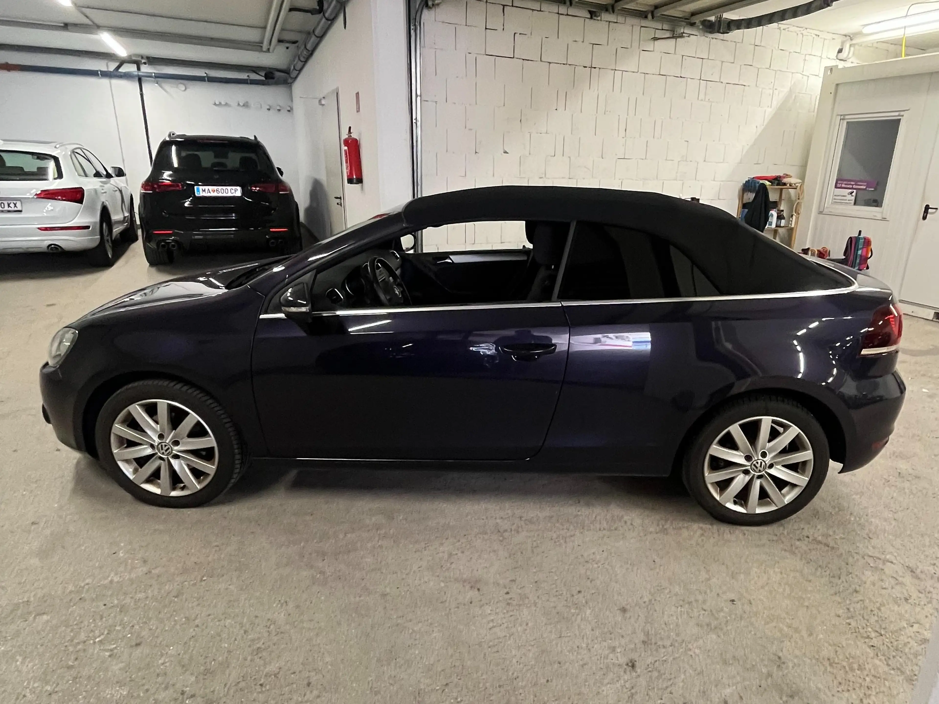 Volkswagen Golf Cabriolet Basis BMT — photo 9