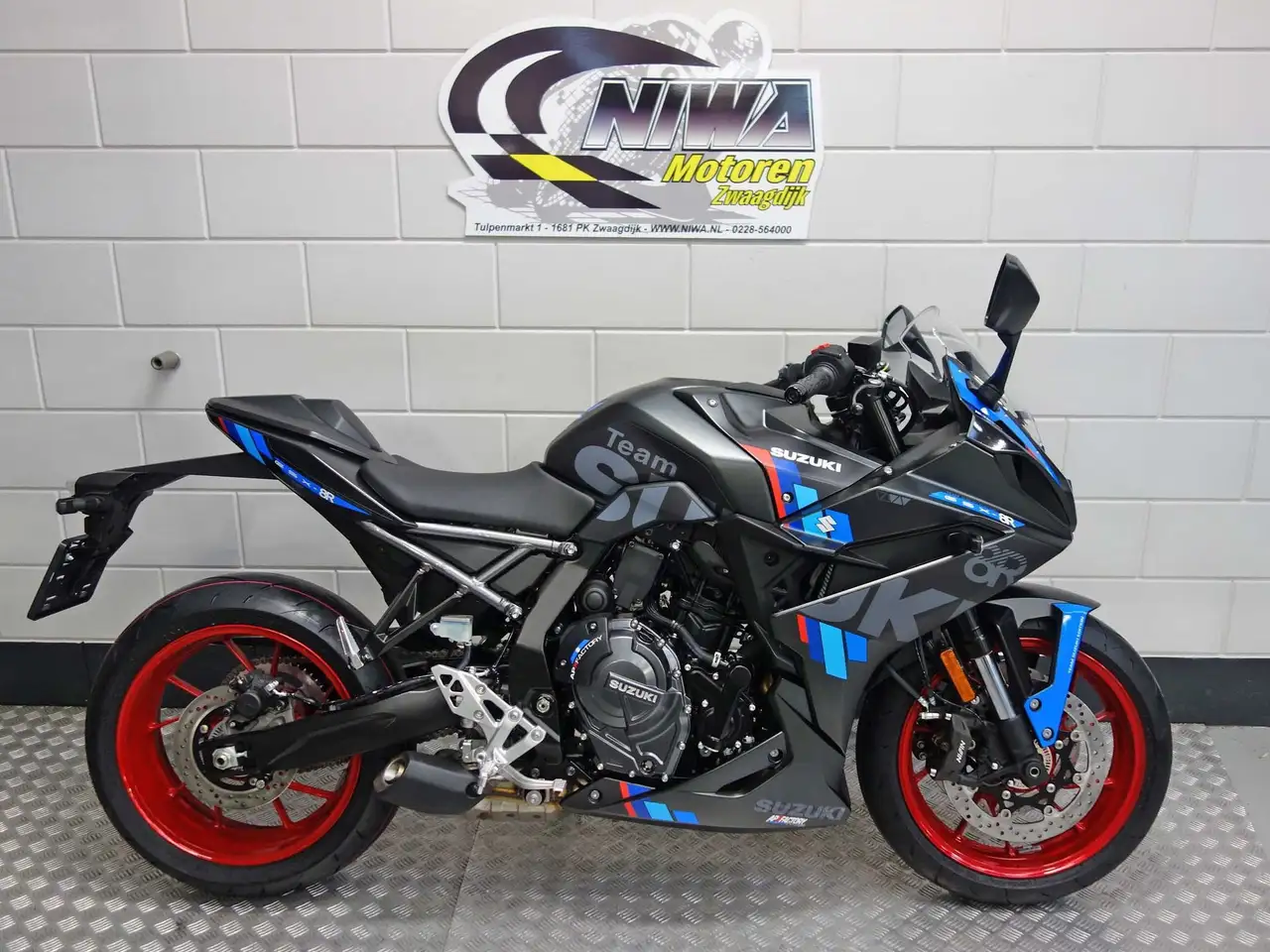 Suzuki GSX 8R