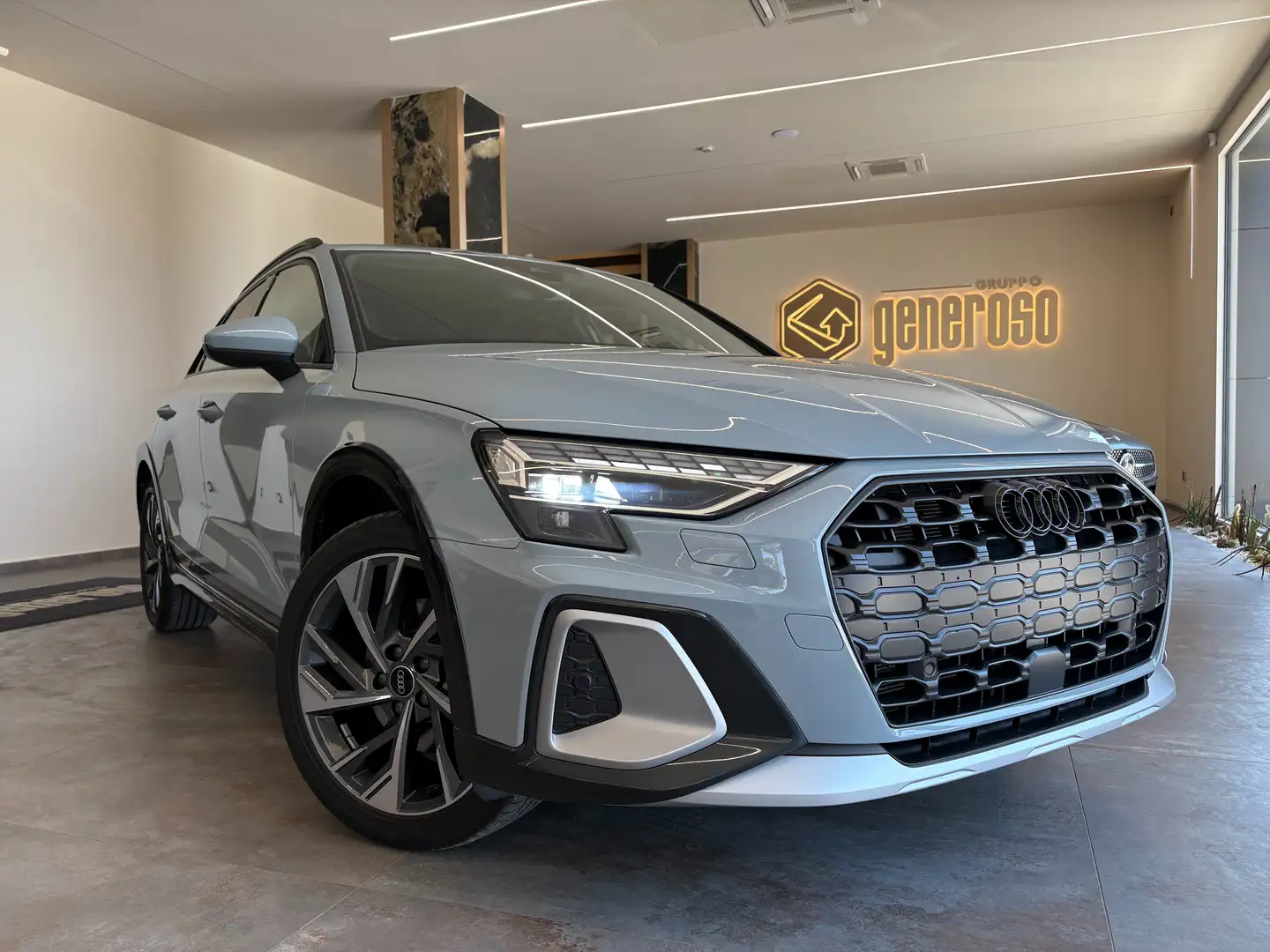 Audi A3 allstreet 2.0 tdi 150cv stronic 48M Garanzia AUDI Grigio - 1