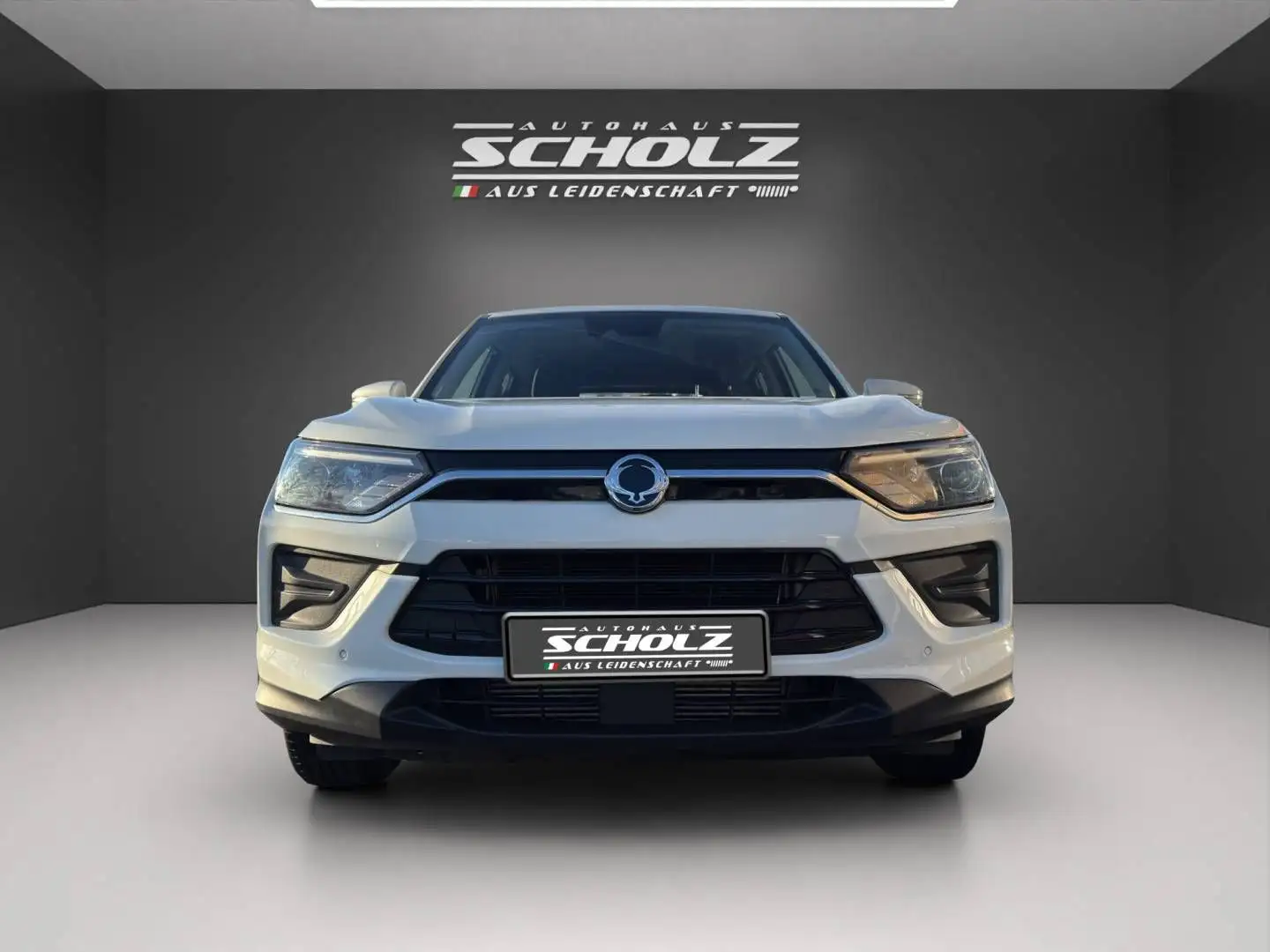SsangYong Korando KORANDO e-XGDi 1.5 Weiß - 2