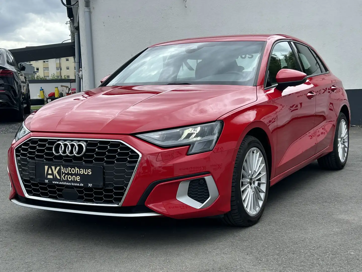 Audi A3 30 1.0 TFSI Sportback advanced VIRTUAL*NAVI*LED* A Rood - 2