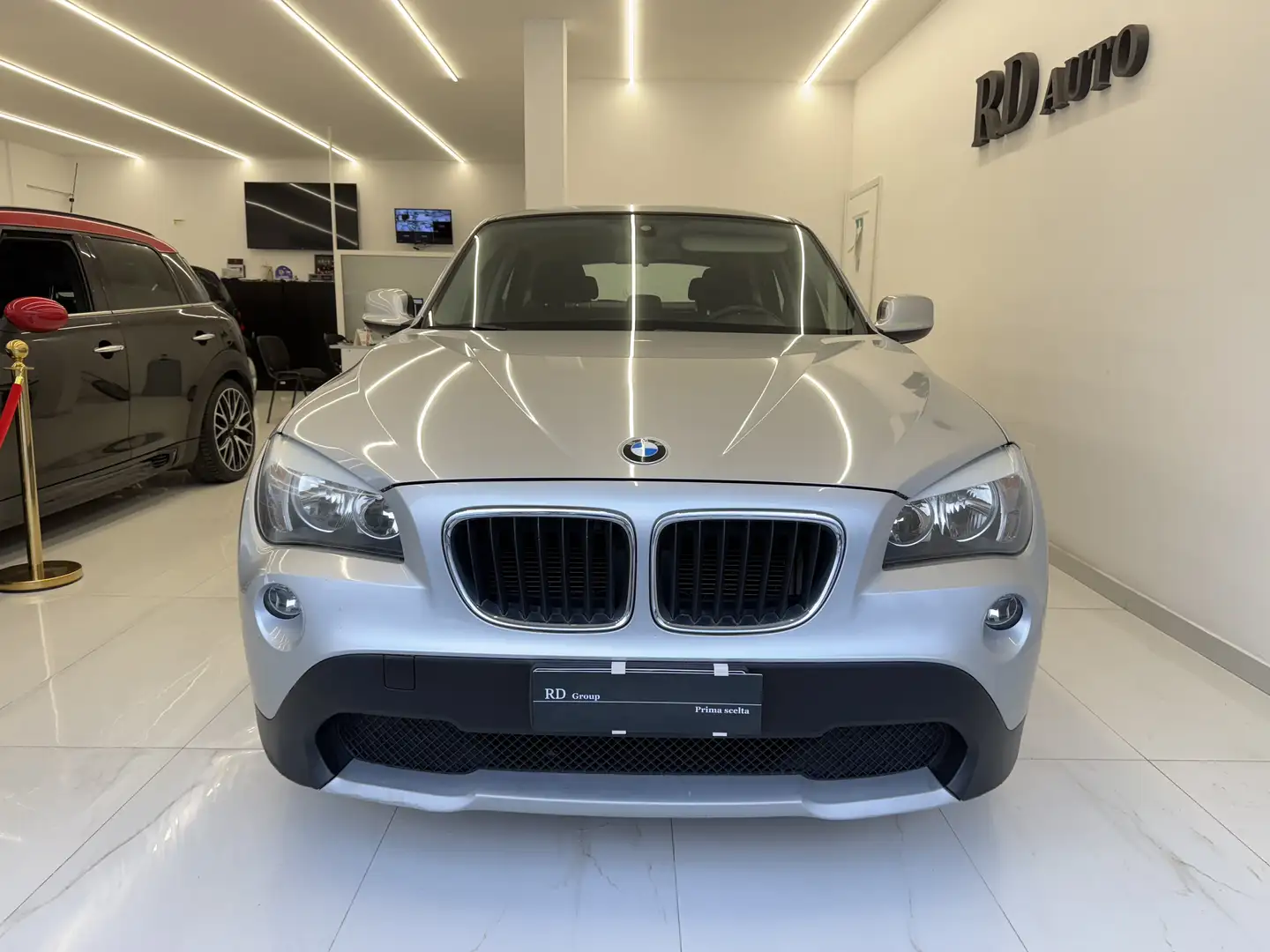 BMW X1 sdrive18d Futura automatica Grigio - 2