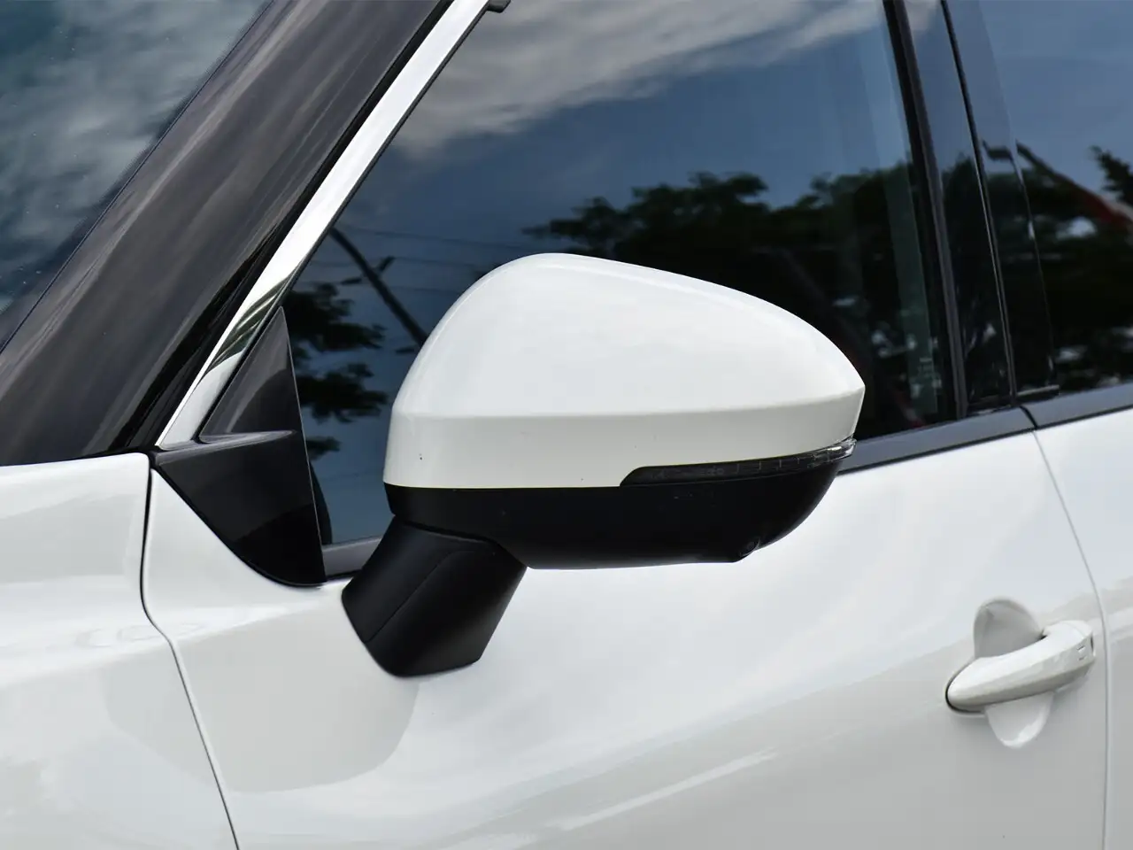 Nissan Rogue photo Nissan Rogue