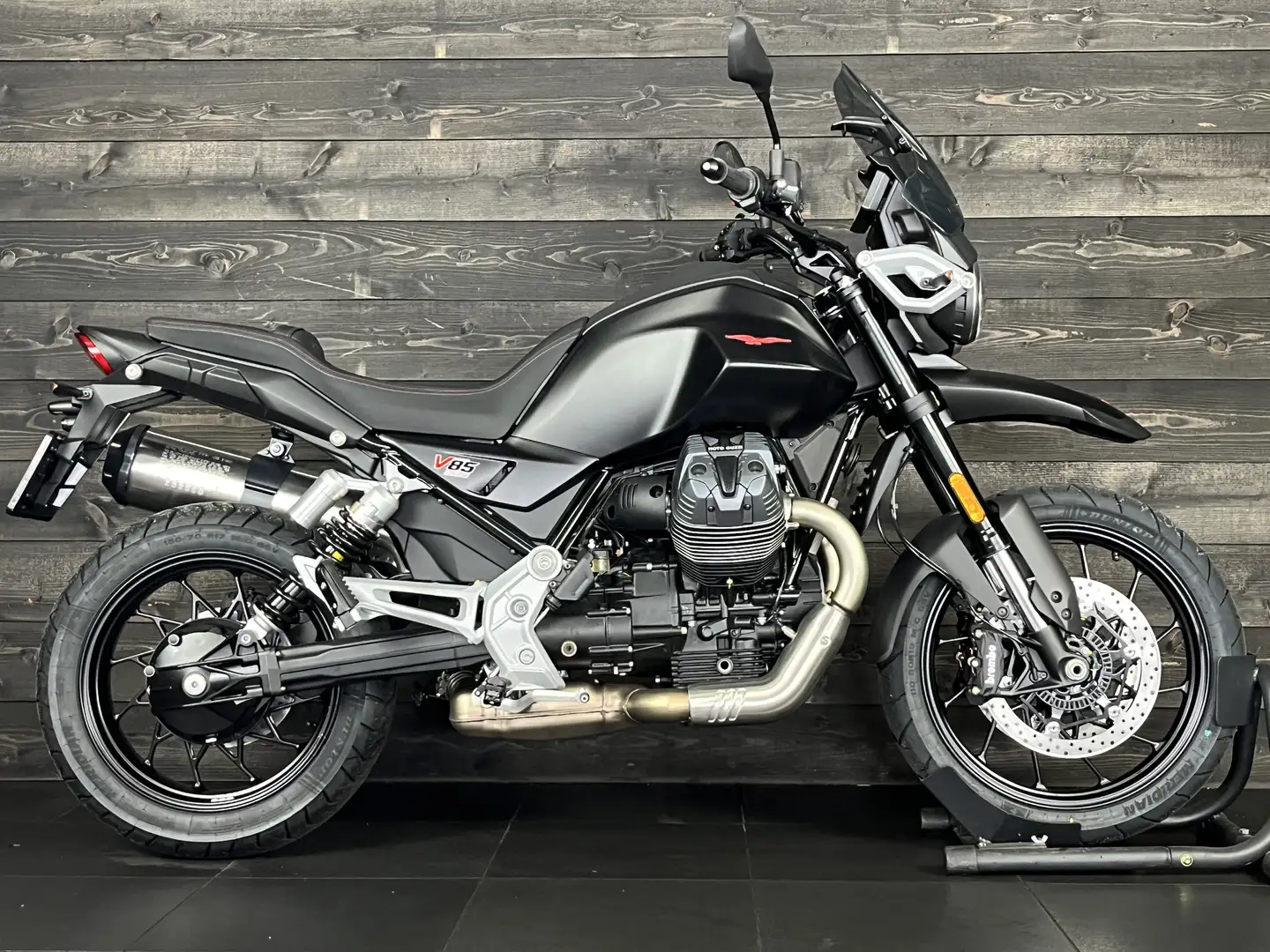 Moto Guzzi V 85 STRADA E5+ DEMO PROEFRIJDEN Negru - 2