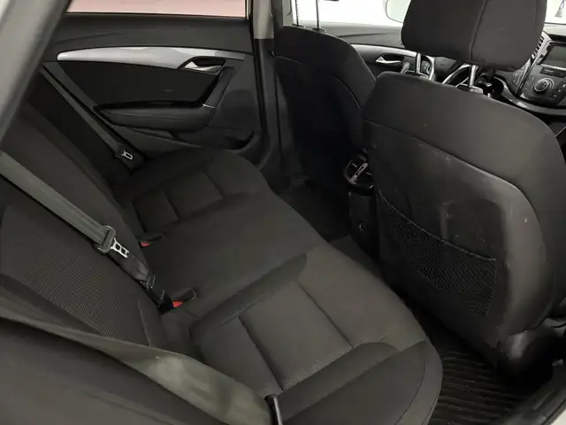 Hyundai I40 view 28
