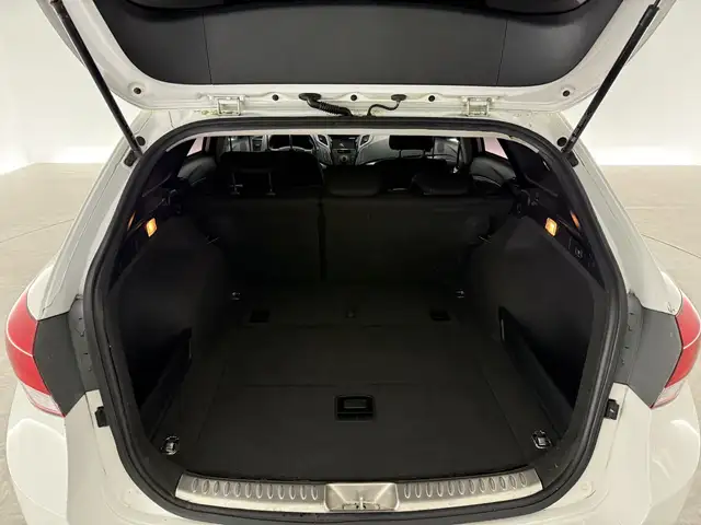 Hyundai I40 view 29