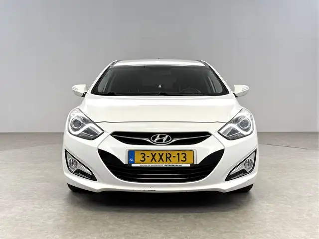 Hyundai I40 view 8