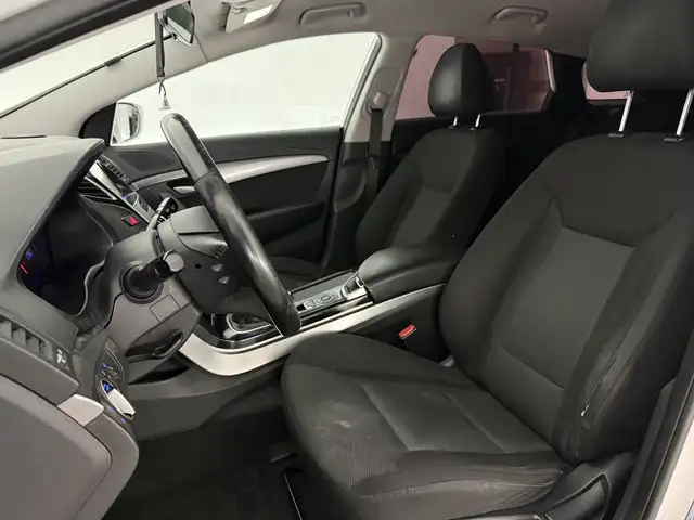Hyundai I40 view 2