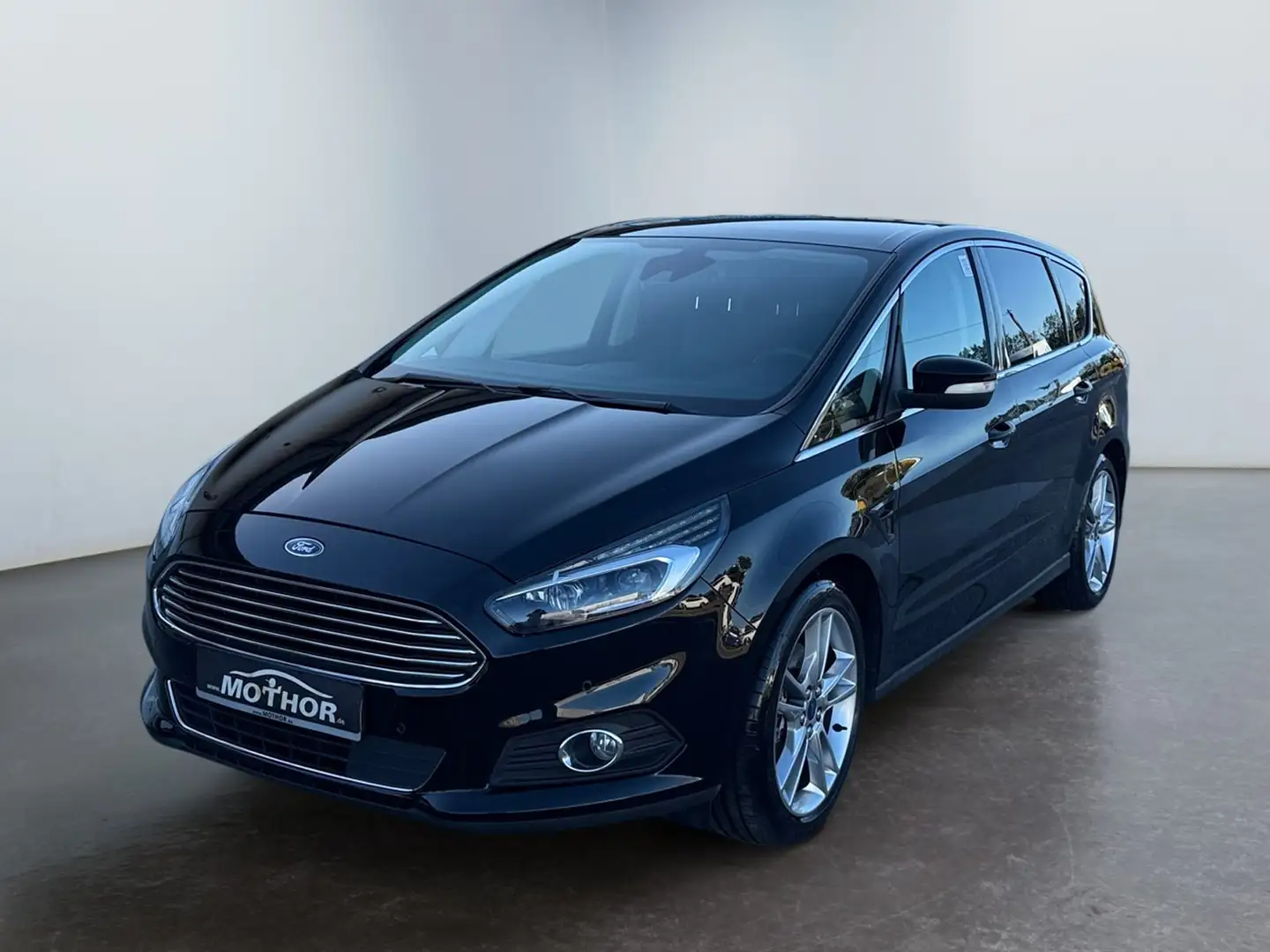 Ford S-Max Titanium 2.0 TDCi el. Heckklappe KeyLess LM Schwarz - 2