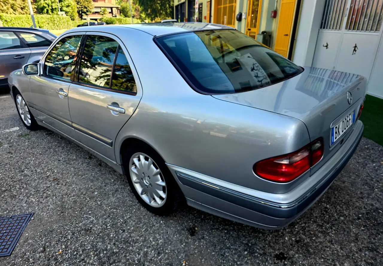Mercedes-Benz E 430 Classe E - W210 Berlina V8 Elegance FINANZIABILRLE, foto 4