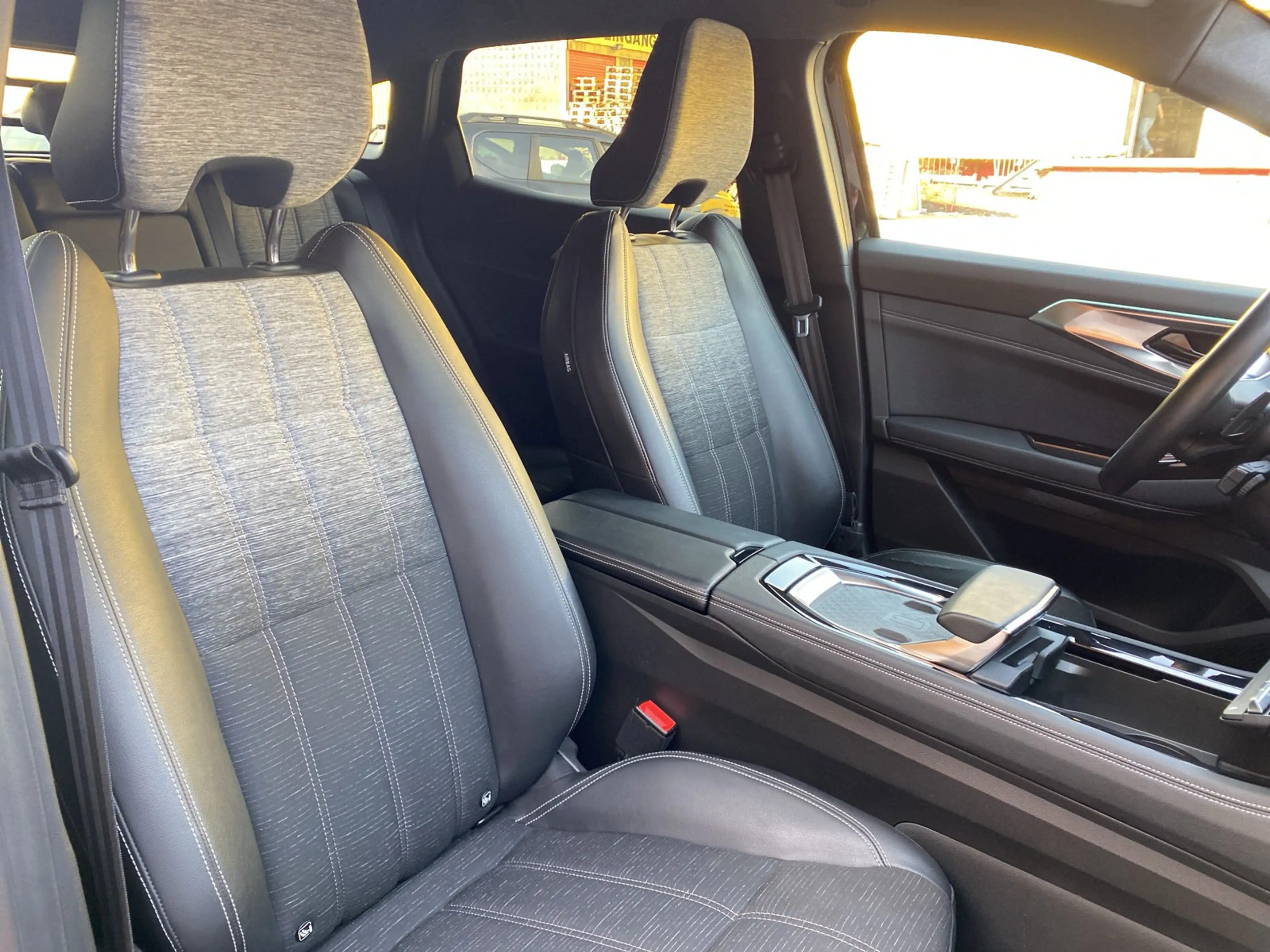 Renault Austral Techno 1.3 TCe 160 Mild-Hybrid 360° Navi — photo 13