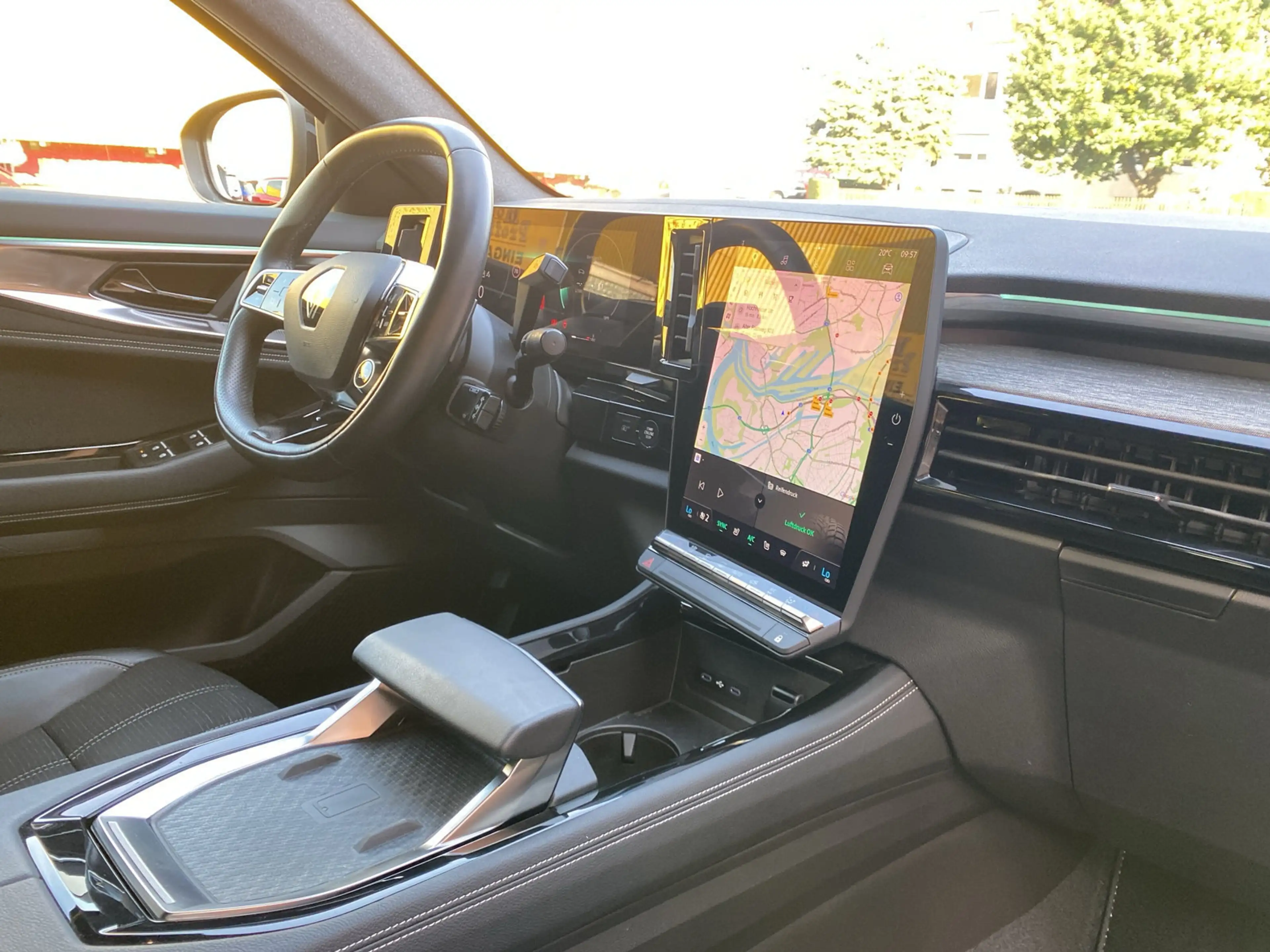 Renault Austral Techno 1.3 TCe 160 Mild-Hybrid 360° Navi — photo 9