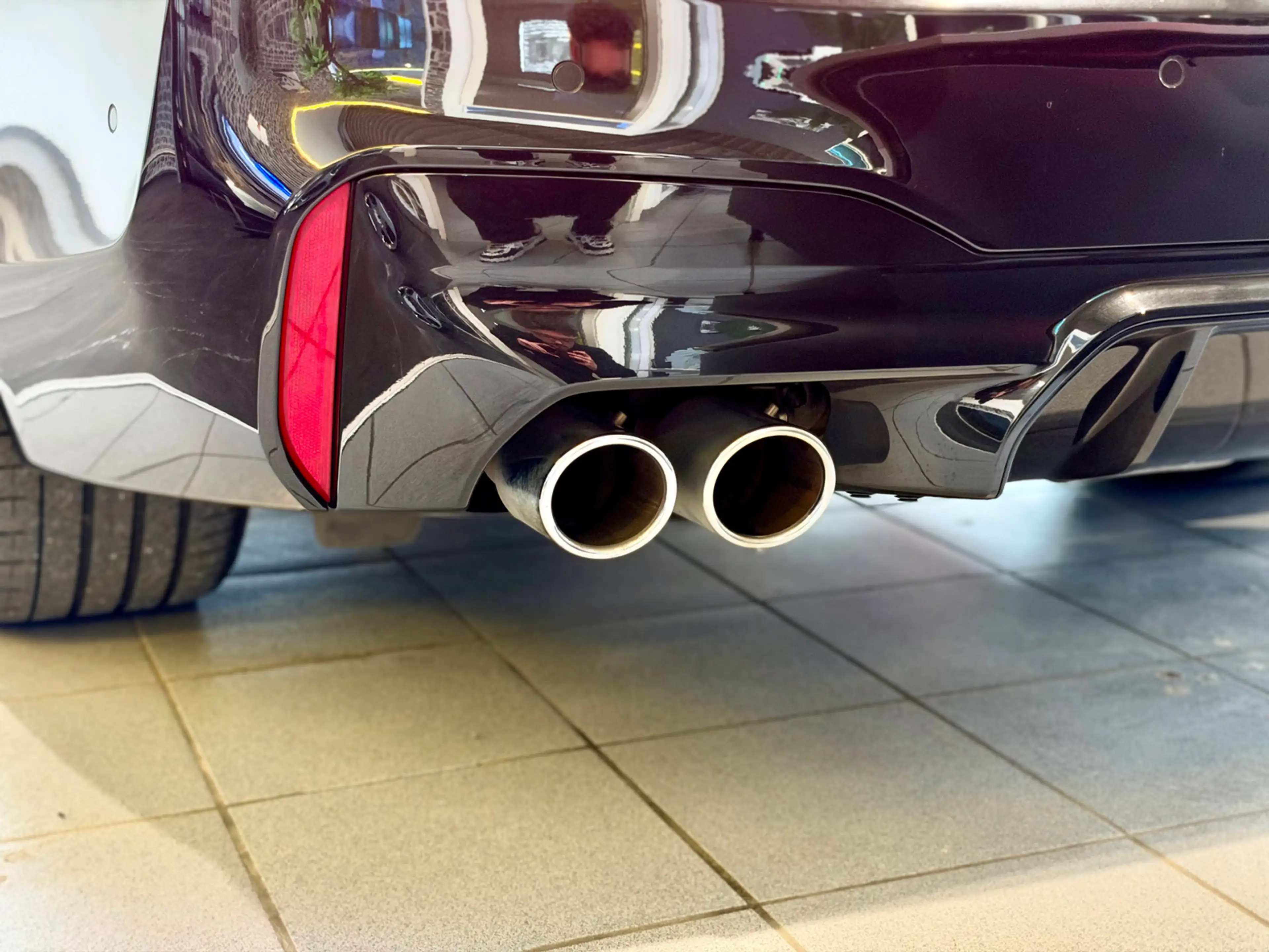 BMW M5 M5  DRIVING ASSIST|H&K|DISPLAYKEY|4xSHZ+LK|VOLL* — photo 13