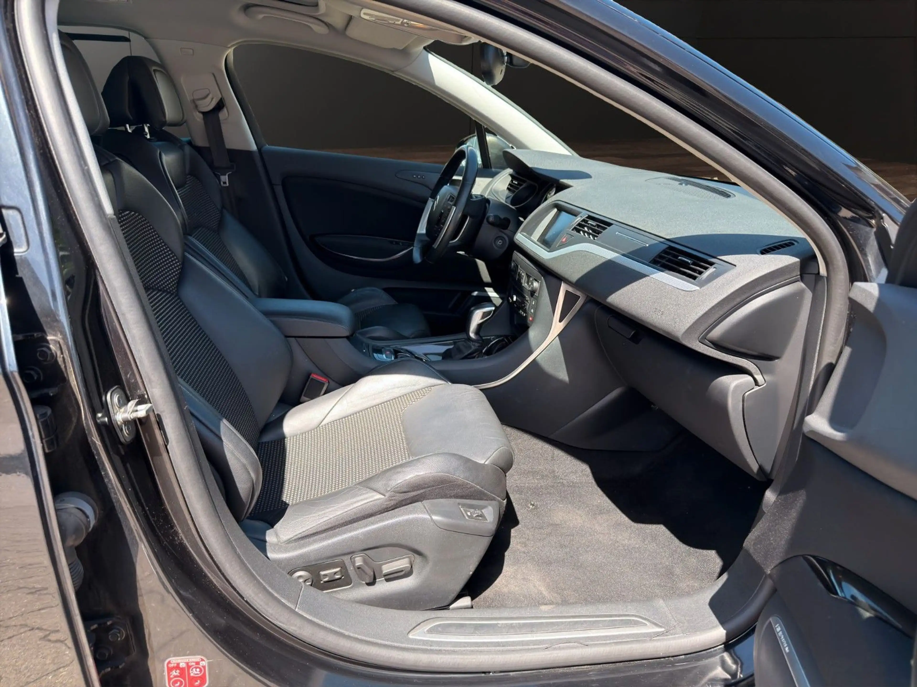 Citroen C5 Tourer Exclusiv*KAMERA*PANO*PDC*AHK*KLIMA*SHZ — photo 9