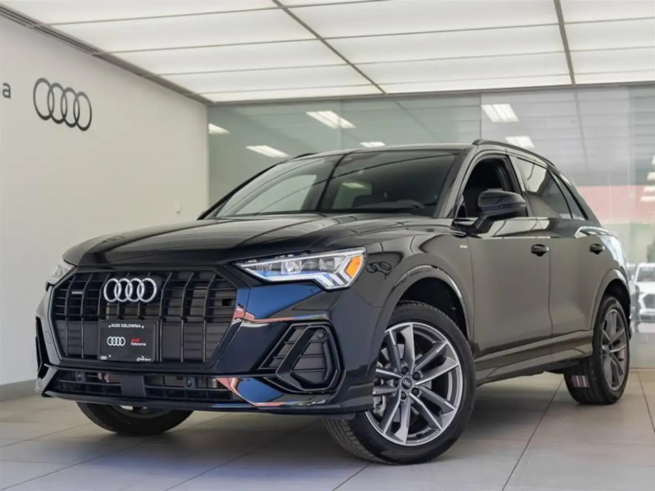 2025 Audi Q3 снимка 2025 Audi Q3