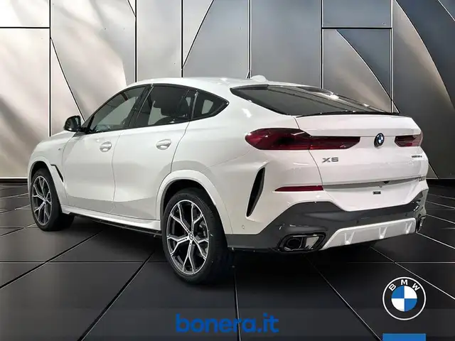 BMW X6 view 7