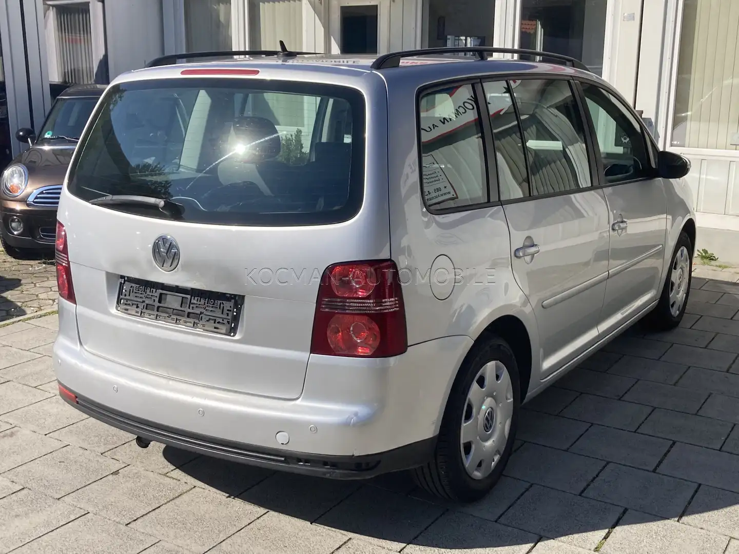 Volkswagen Touran Trendline 1.4 TSI *Klima*AHK*Steuerkette erneuert Grau - 2