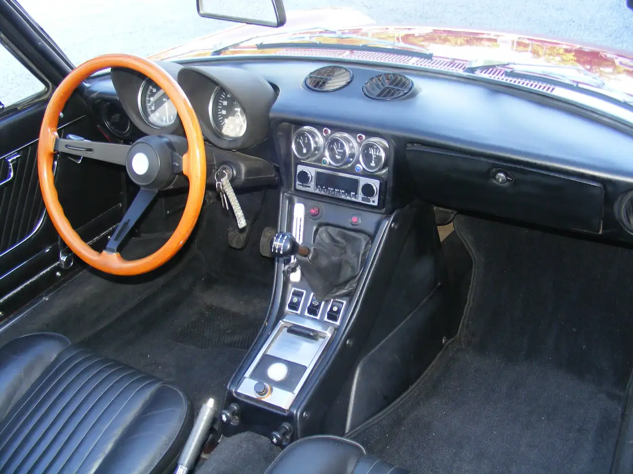 Alfa Romeo Spider 2.0 Atemberaubend, puristisch, foto 3
