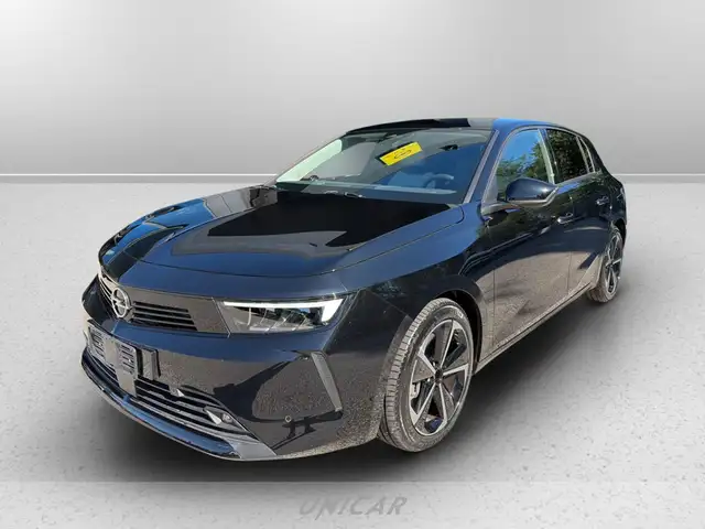 2025 Opel Astra in Black for sale