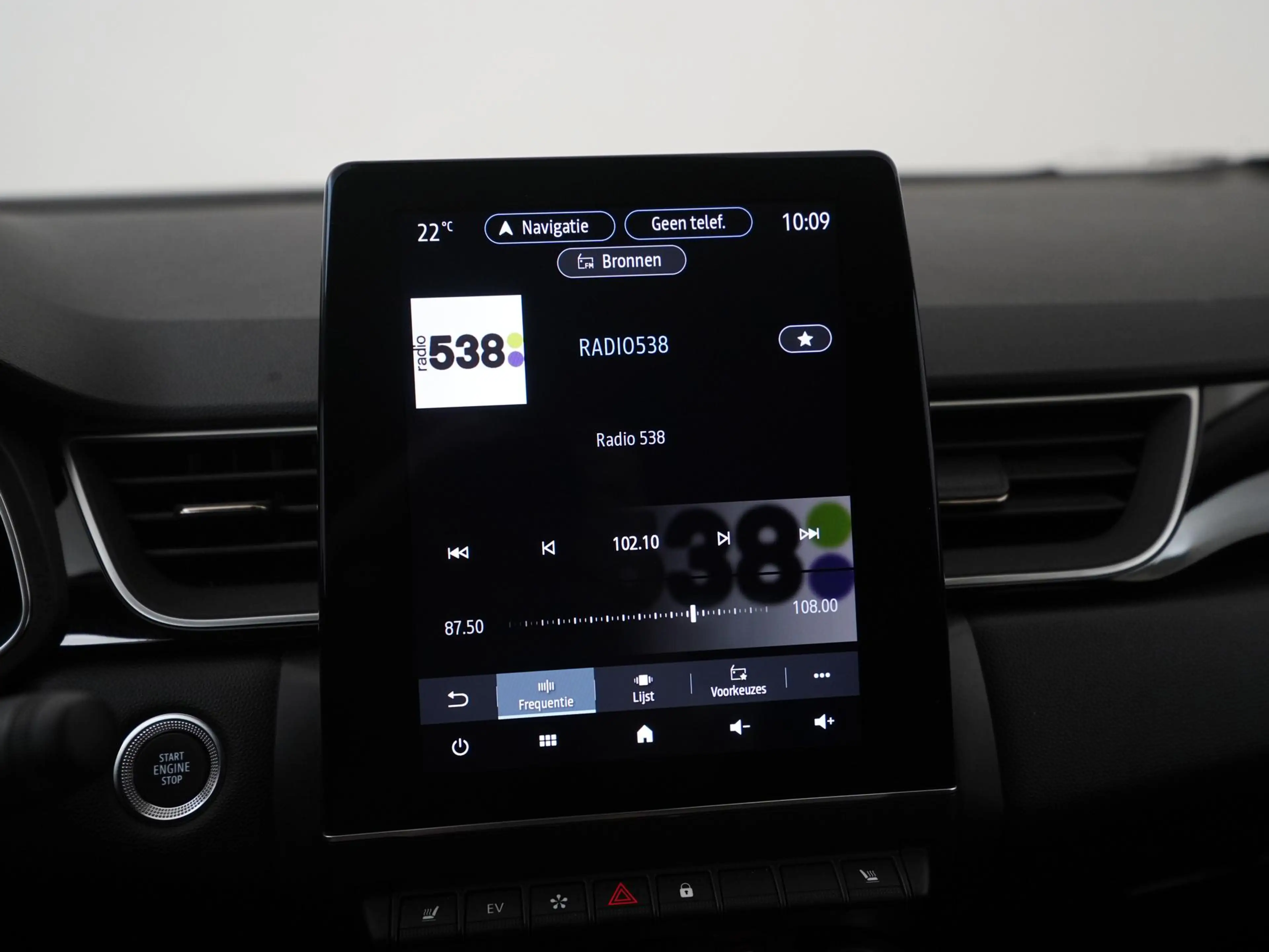 Mitsubishi ASX 1.6 PHEV Plug-in AT Intense Bi-Tone | Camera | Bli — photo 14