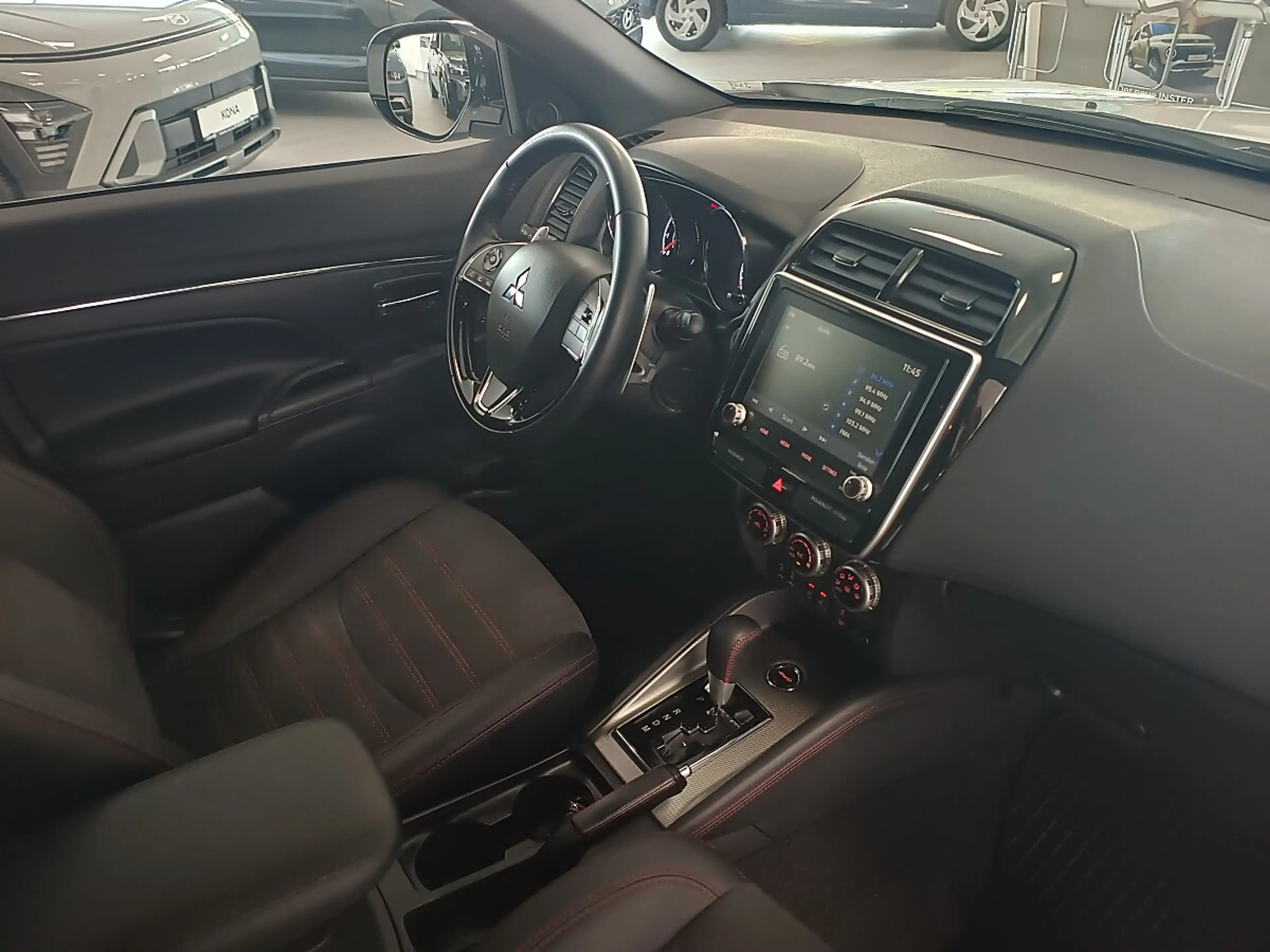 Mitsubishi ASX 2,0 MIVEC Intense Black Line AWD CVT Aut. *AHK* — photo 10