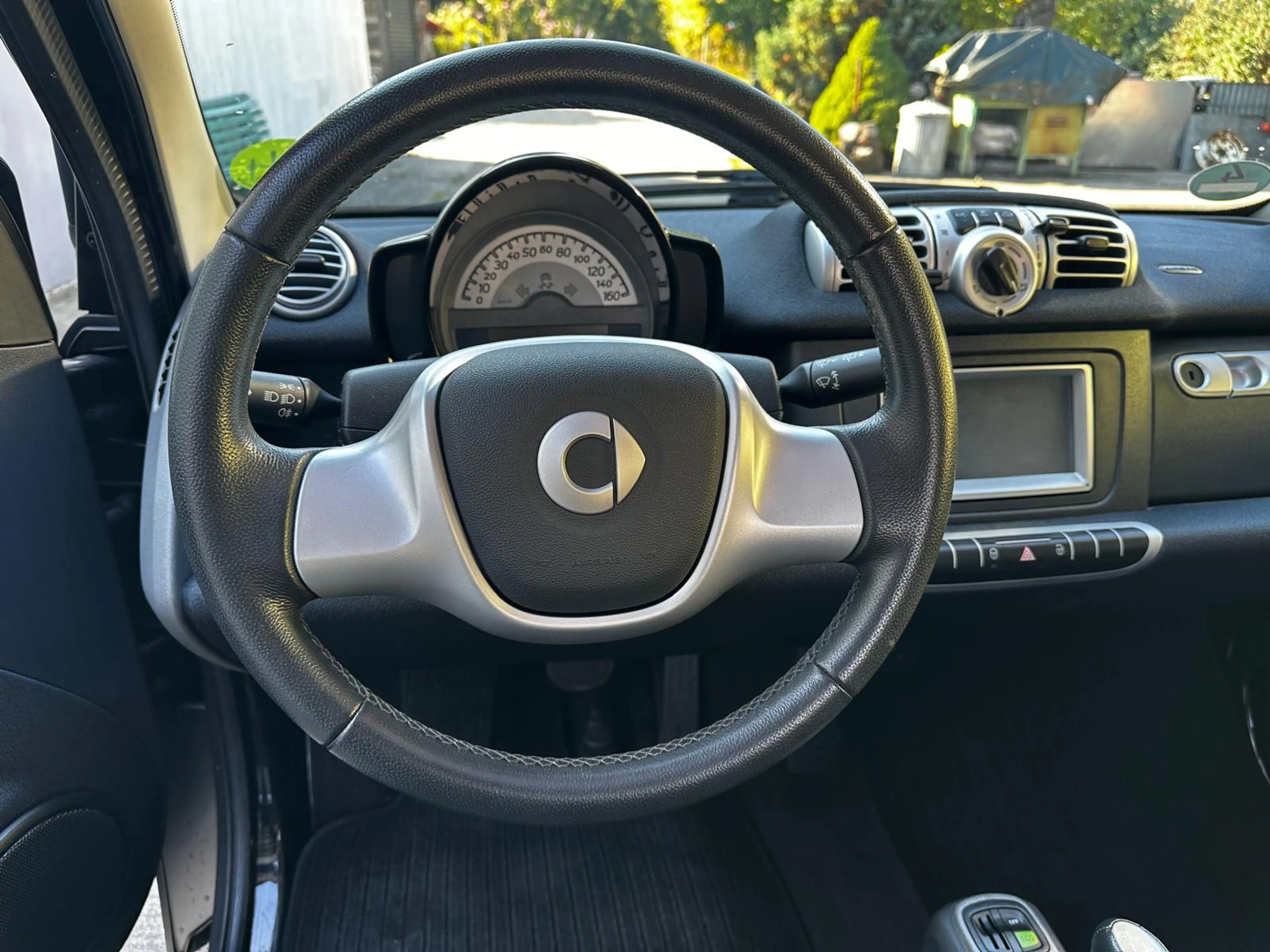smart forTwo 19.267km*Panorama*Rentnerbesitz*Klima — photo 10